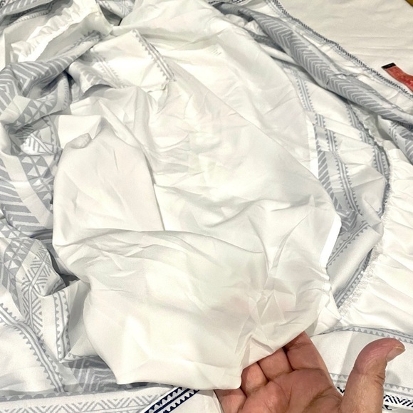 NEW WT - BloomChic Blue Multicolored Maxi Dress with Pockets Size 10 - Picture 7 of 12